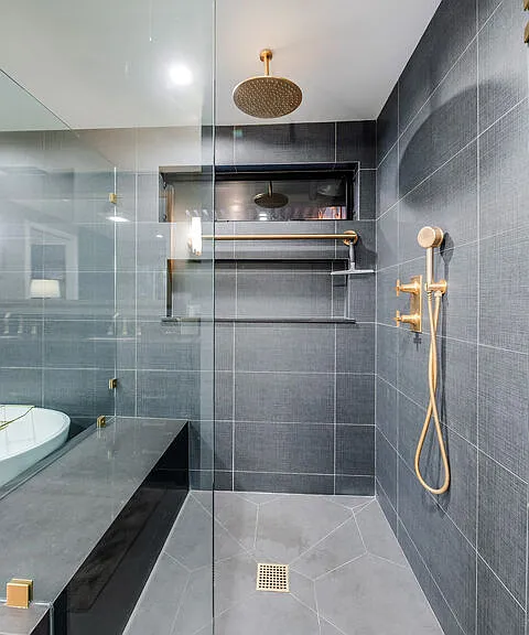 4635 Clybourn Ave — Photo 50