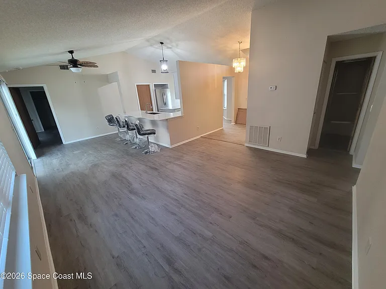 782 Simon St SE — Photo 26