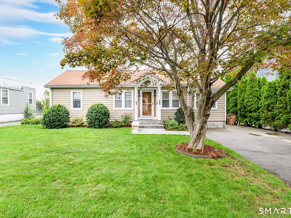 1st image of 28 Sutton Drive West