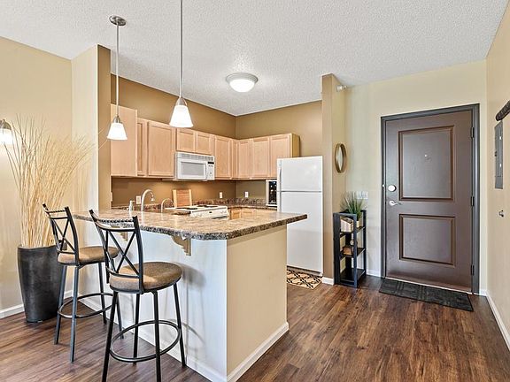 4th image of 649 Old Highway 8 NW APT 207