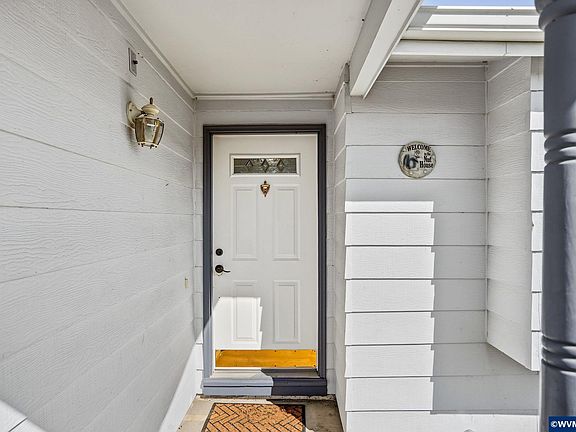 5th image of 1923 Winchester St NW