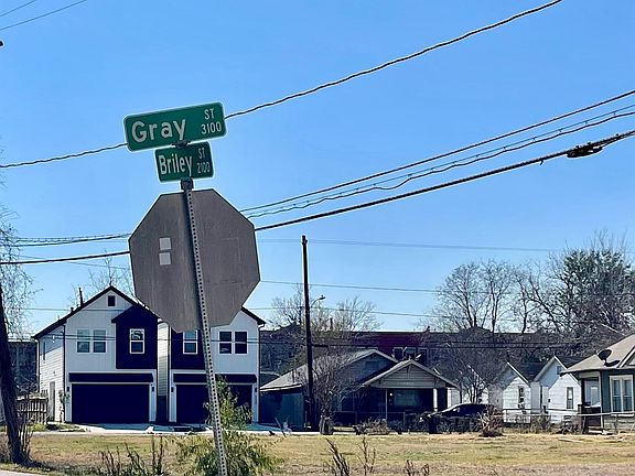 4th image of 3110 Gray St