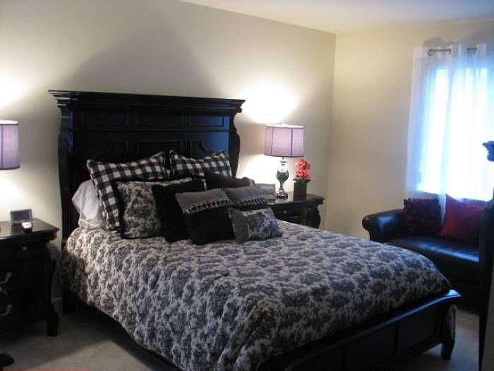 Master bed