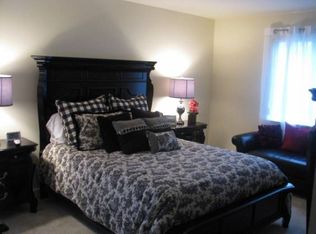 1950 Woodbury Dr APT 4913, Ann Arbor, MI 48104