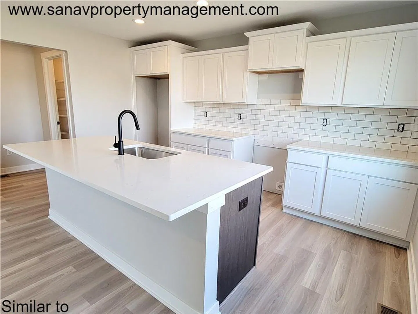 "Unveiling Tranquil Living: Explore Our New 4BR, 2.5BA Haven with 1595 sq ft!" — Photo 2