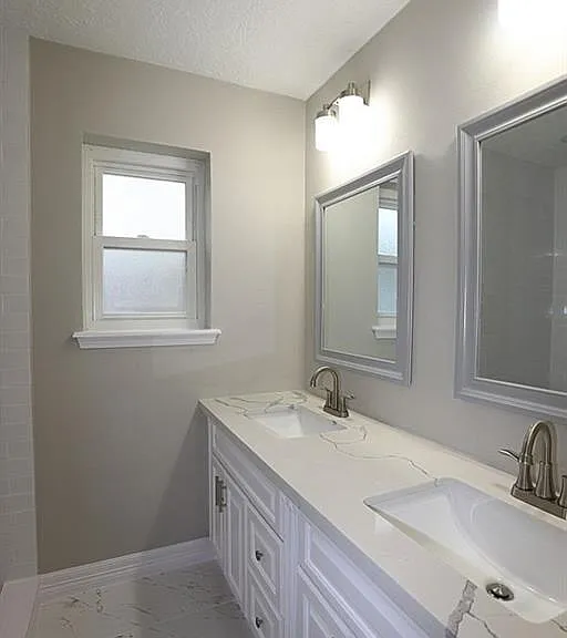 511 Rosewood Dr — Photo 11