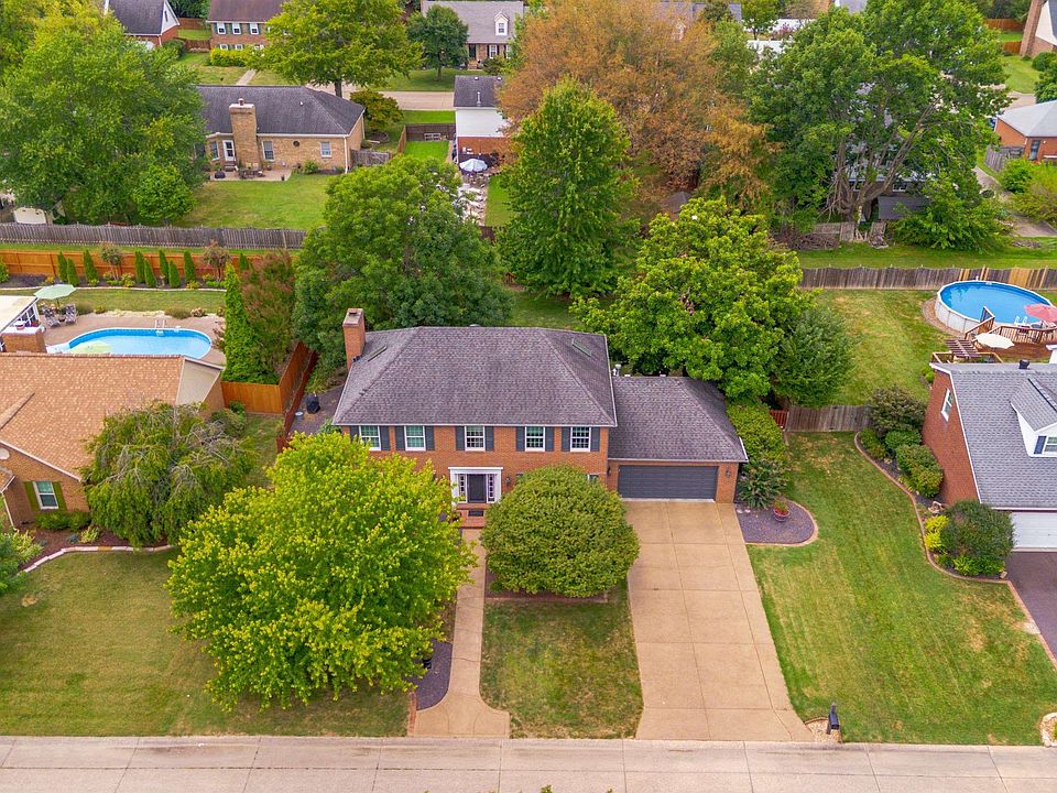 1st image of 229 Plaza Dr