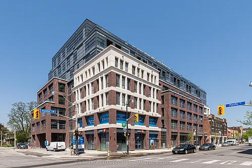 2946 Dundas St W Photo 1 2946 Dundas St W Photo 1