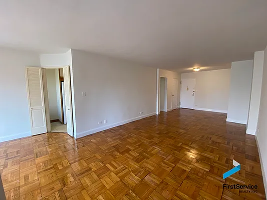 Rented by FirstService Realty (legacy) | media 15