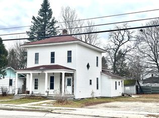 305 Maple St, Grayling, MI 49738
