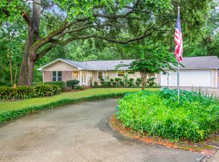 2546 Davidson Rd, Ocean Springs, MS 39564