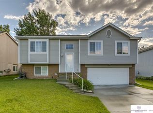 4121 N 170th St, Omaha, NE 68116