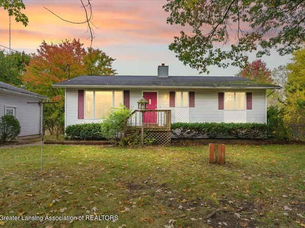 5401 Ann Dr, Bath, MI 48808
