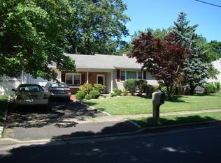 42 Michael St, Piscataway, NJ 08854