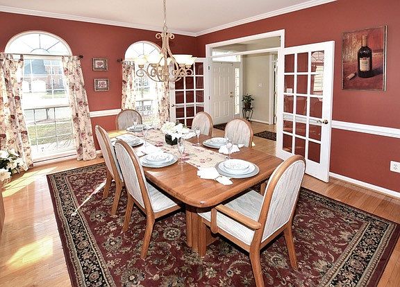 4th image of 21259 Dubois Ct