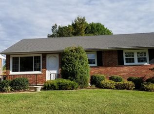 10813 Galena Ct, Saint Louis, MO 63123