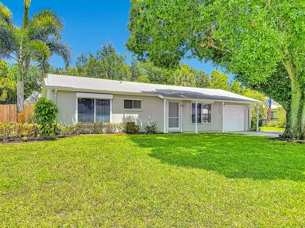 1719 SE Lullaby Terrace, Port St Lucie, FL 34952