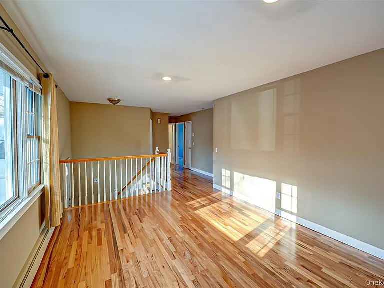 13A Homeland Dr — Photo 7