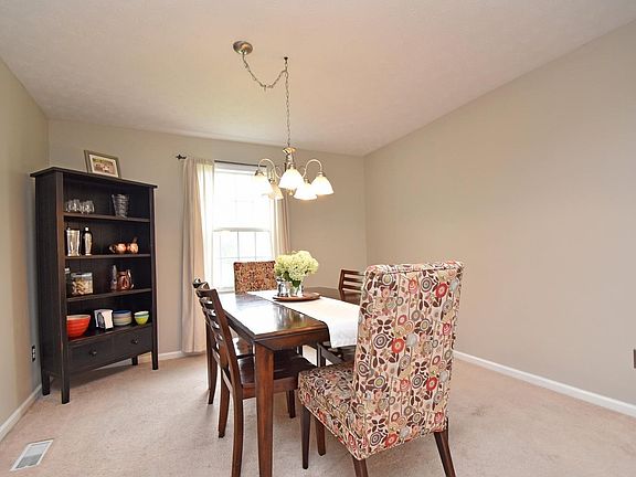 5th image of 8001 Winters Ln