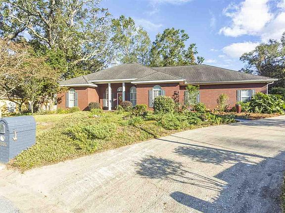 2nd image of 4535 Baywalk Cir