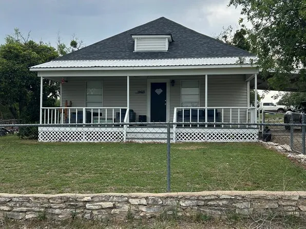 19621 4th St, Christoval, TX 76935
