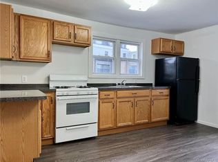 80 South St #201, Oyster Bay, NY 11771
