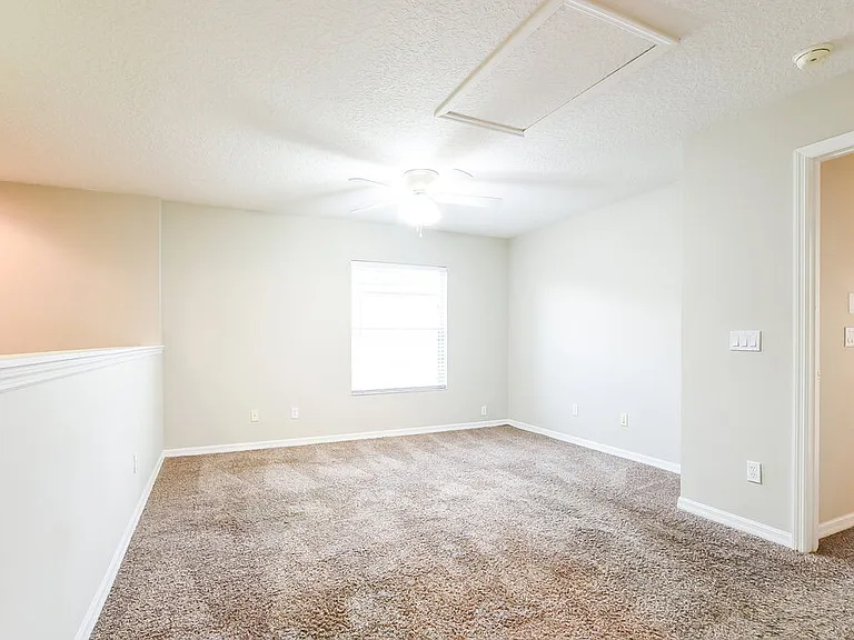 1725 Portcastle Cir — Photo 15