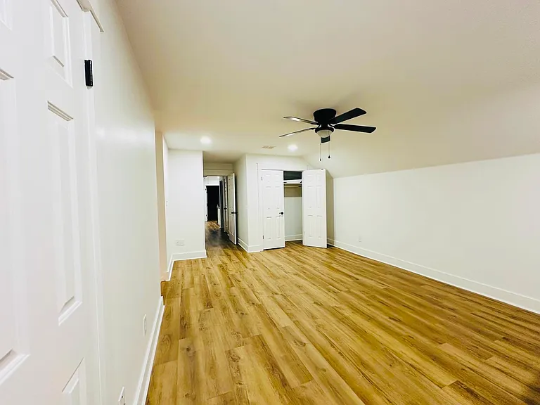 3020 Laurinburg Cir — Photo 16