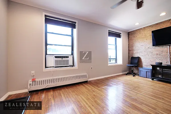 Rented by ZealEstate Group Inc | media 11