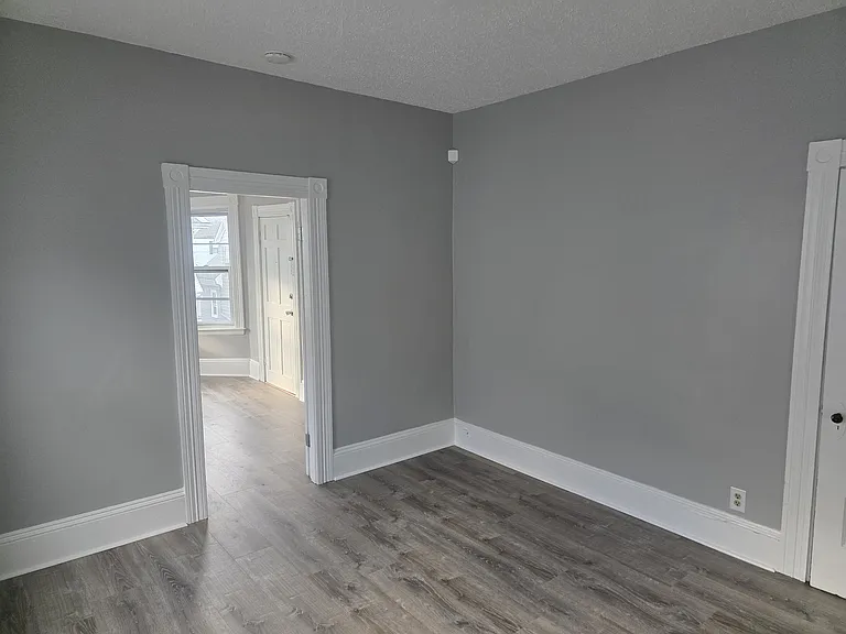 268 Tinkham St #3W — Photo 6