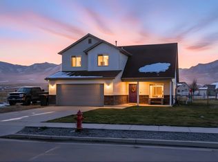 465 S Canyon Dr, Franklin, ID 83237