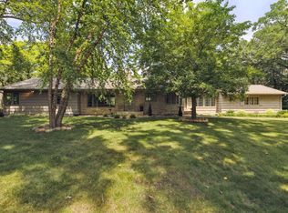 10720 Minnetonka Blvd, Hopkins, MN 55305