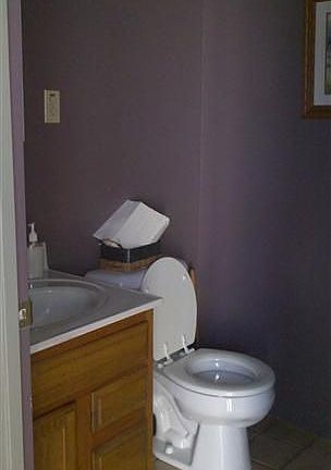 4th image of 3213 Marshall Dr
