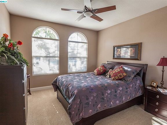 3rd image of 22 Santa Teresa Ct