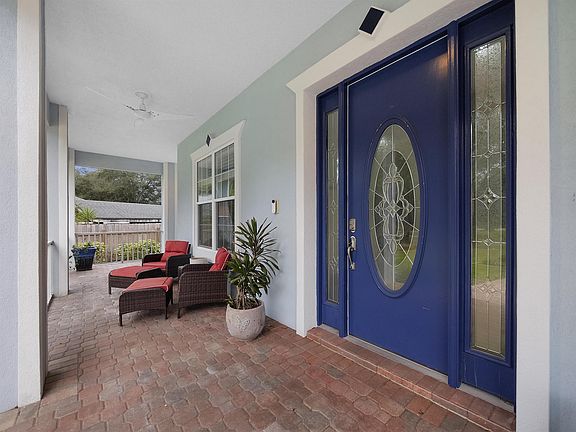 3rd image of 603 Stafford Ln