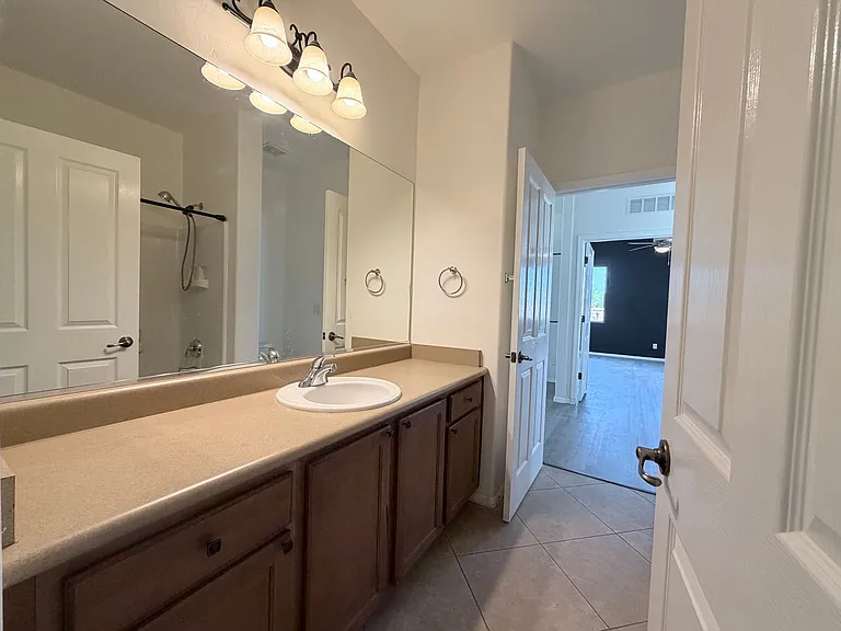 1024 Horner Dr — Photo 18