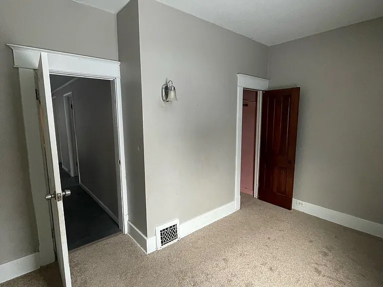 113 Greenwood Pl #1 — Photo 13