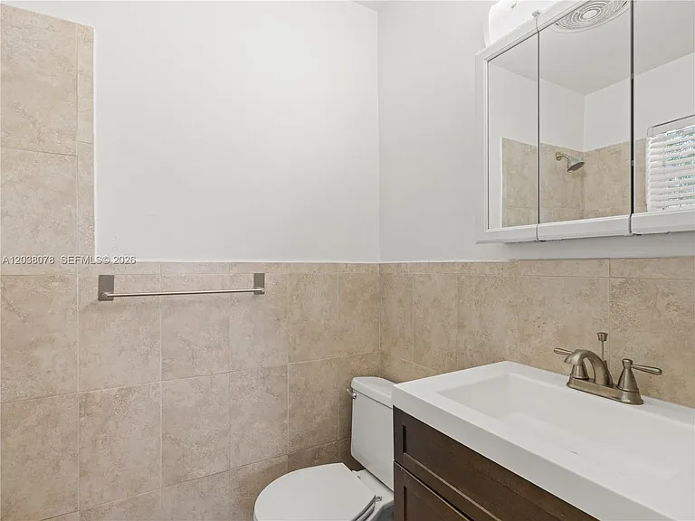 7591 Pierce St — Photo 20