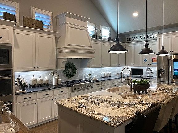 2nd image of 1732 Oak Trail Dr