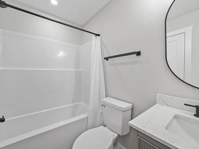 116 Shipman Dr NE — Photo 14