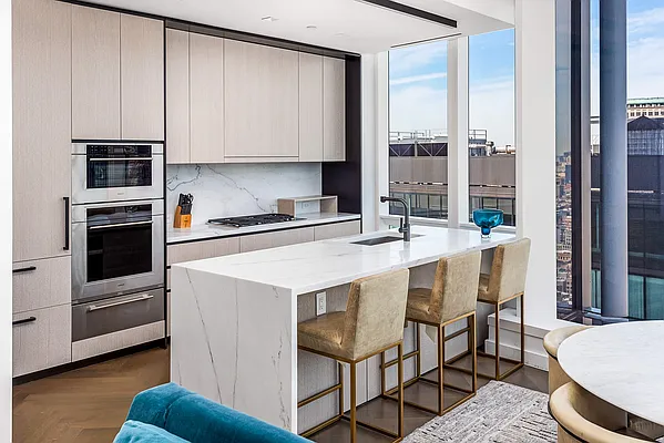 Rented by Real Broker NY LLC | media 14