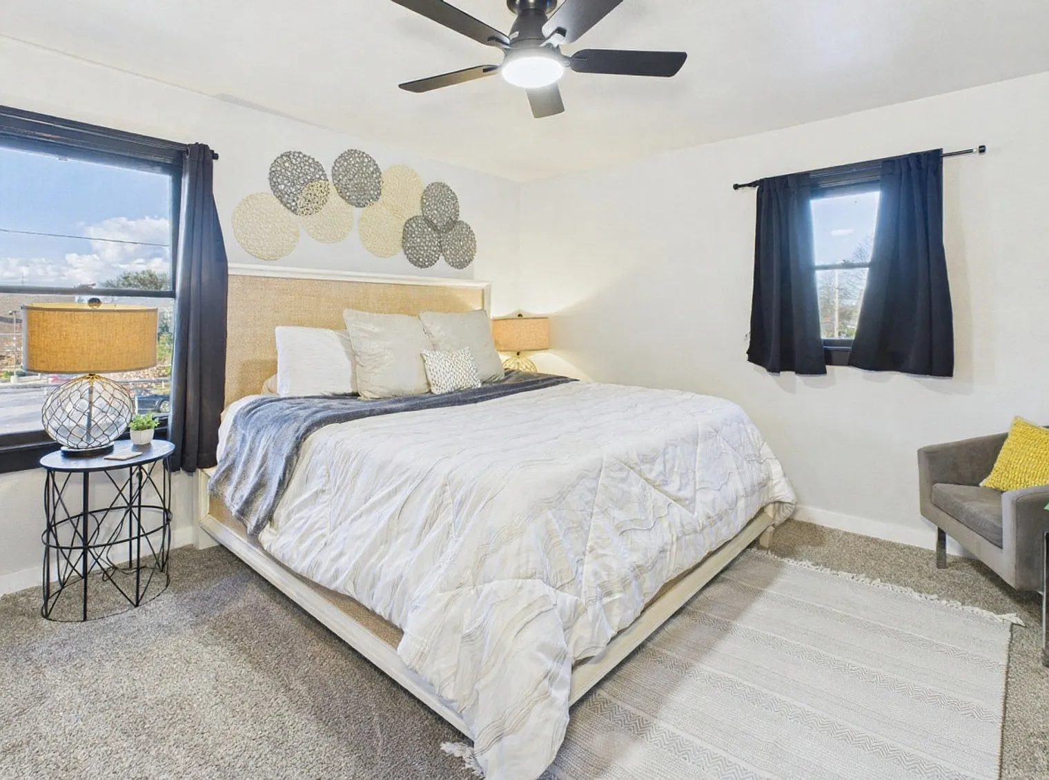 5 bed, 3.0 bath, 2249 sqft, $7,989 — Photo 3