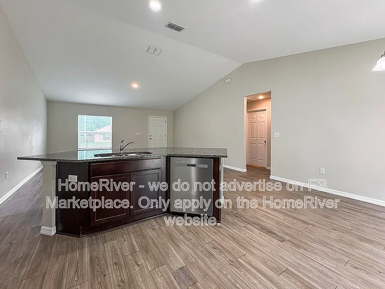 71 Spring Loop — Photo 6