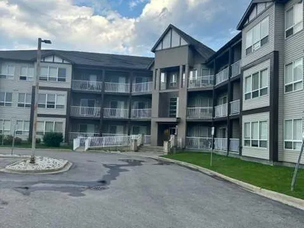 290 SE Plamondon Dr #205, Wood Buffalo, AB T9K 0A5