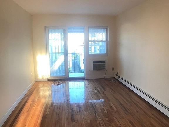4th image of 3972 65th St #F3