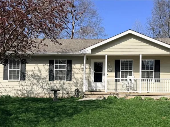 1314 Susan St, Kearney, MO 64060