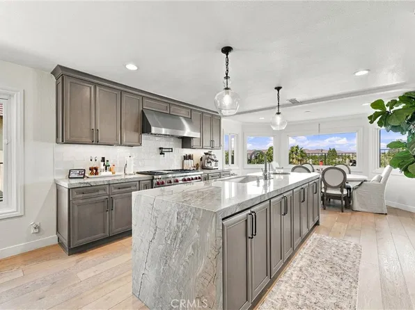 468 S Old Bucket Ln, Anaheim, CA 92807