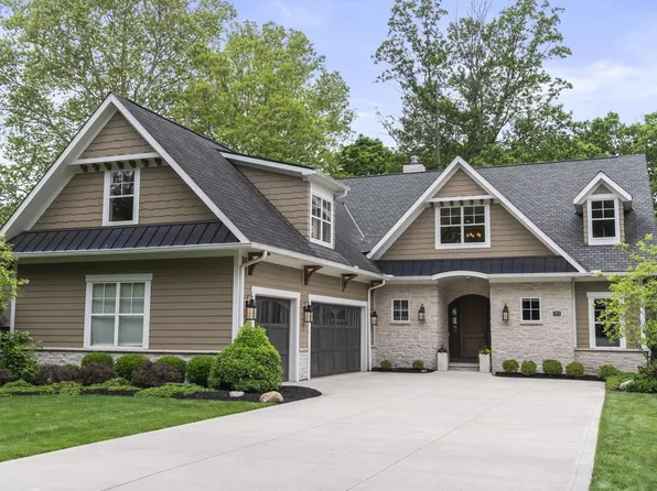 595 Fox Ln, Worthington, OH 43085