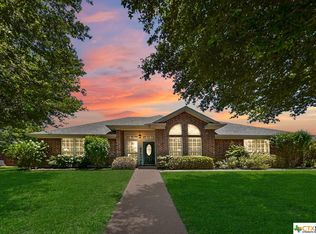 1404 Radisson Dr, Hewitt, TX 76643