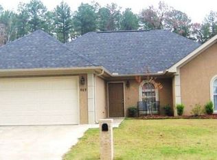 469 Wisteria Dr, Bauxite, AR 72011